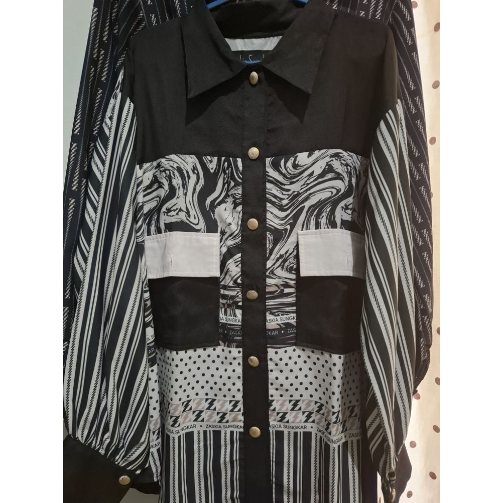 Zaskia Sungkar Blouse Prelove