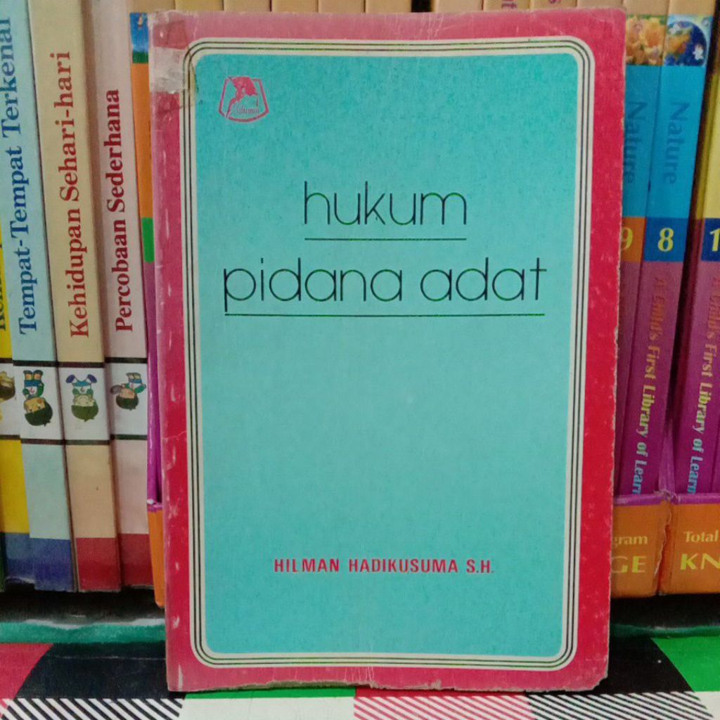 HUKUM PIDANA ADAT