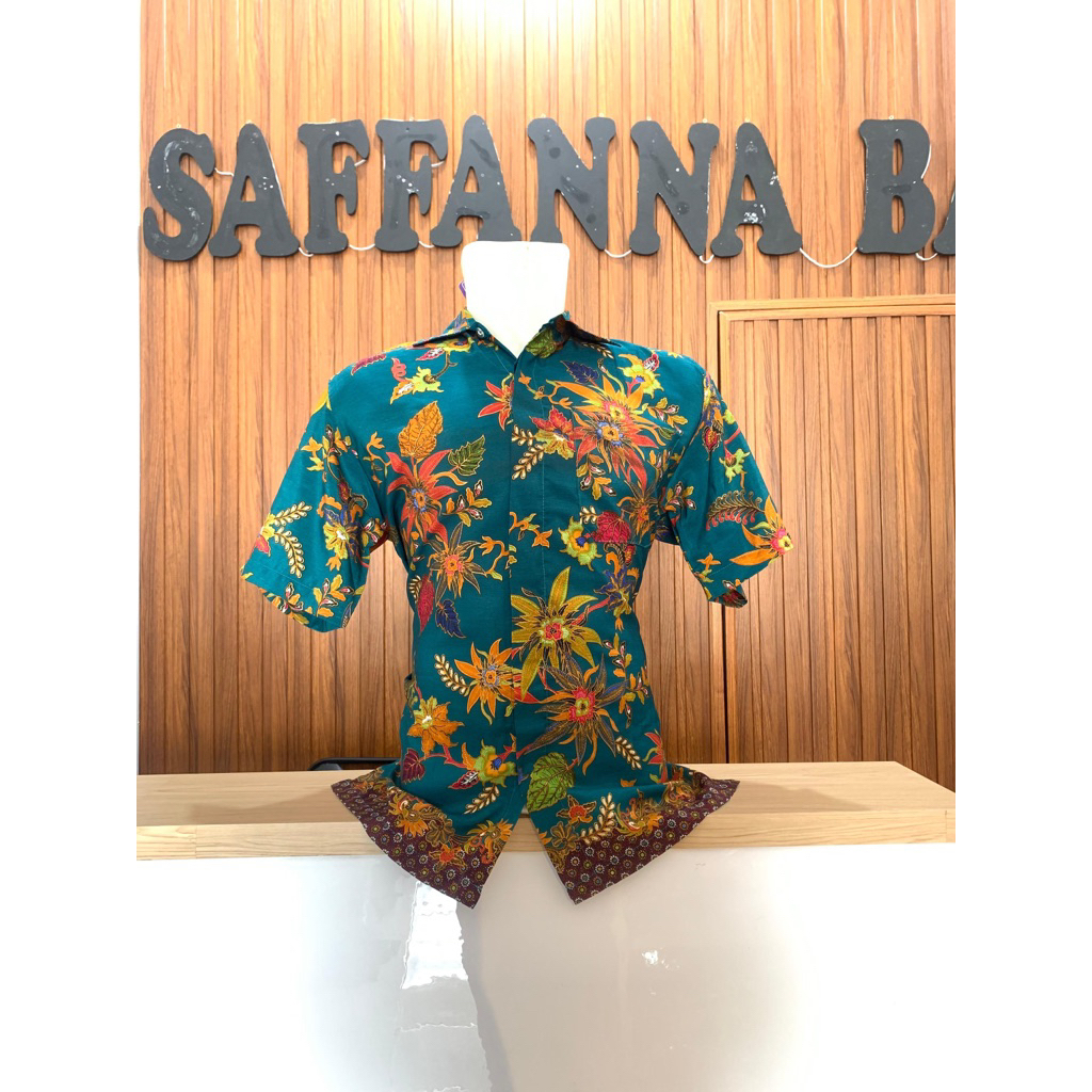 Batik Pria Lengan Pendek Semi Silk Sutra