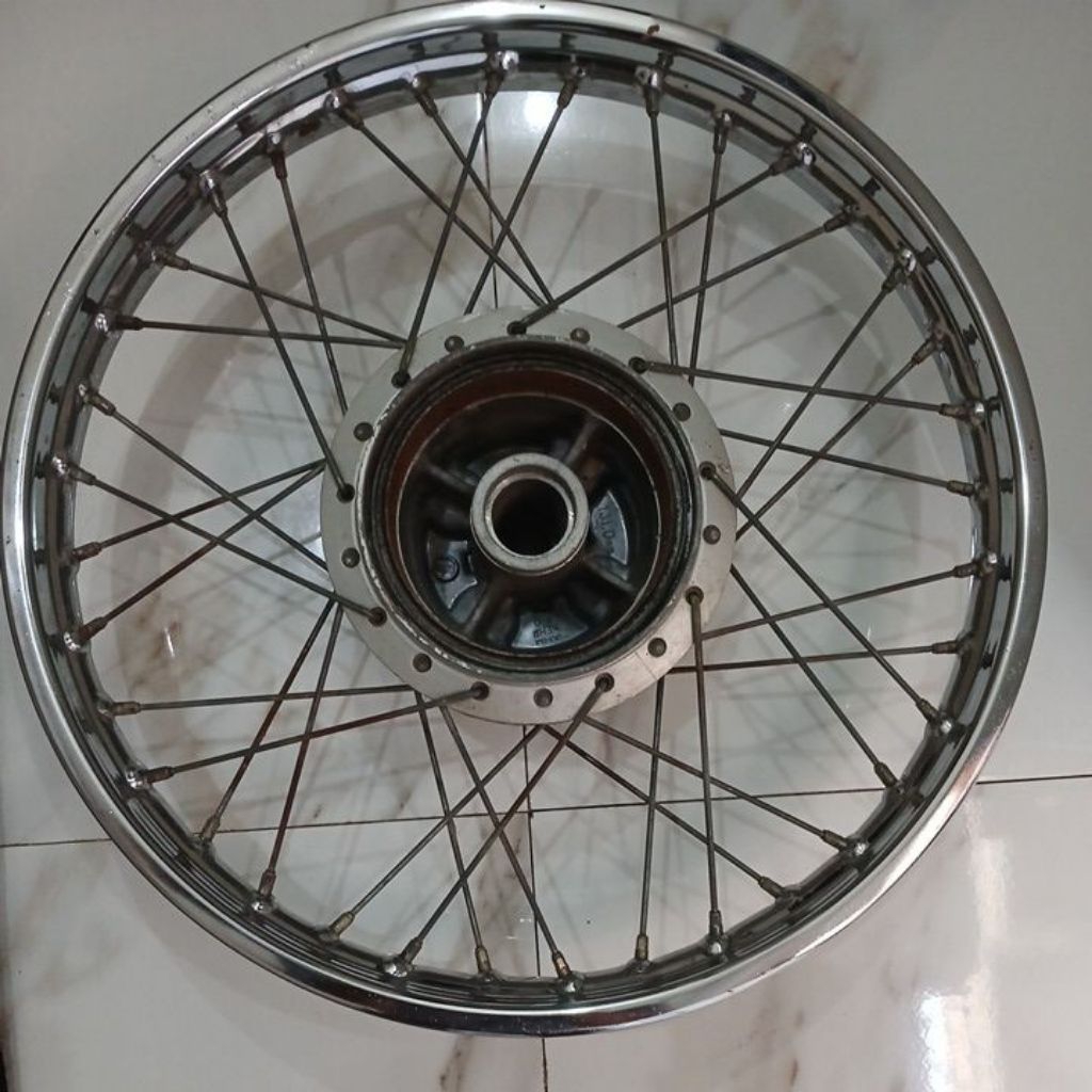 velg belakang original copotan megapro primus second siap pakai