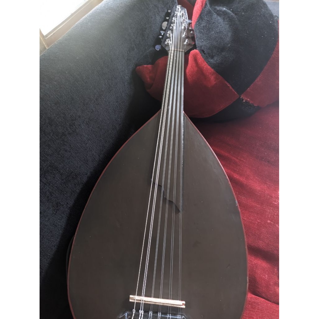 gitar semi gambus /oud