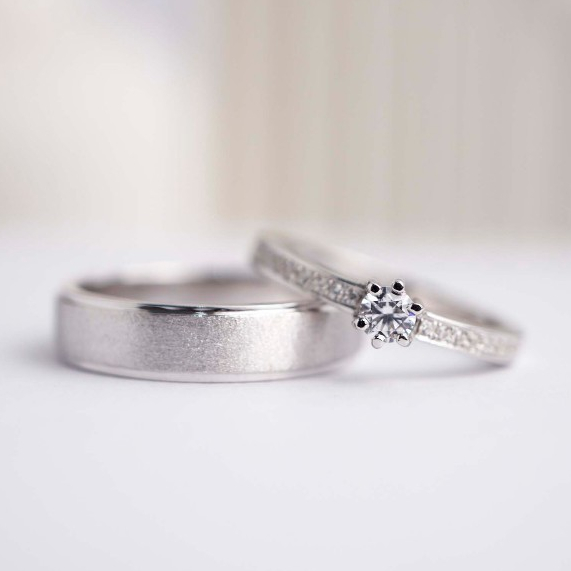 Tiga Permata - Cincin Kawin Couple Berlian Asli Emas Perak Palladium TP 12-013