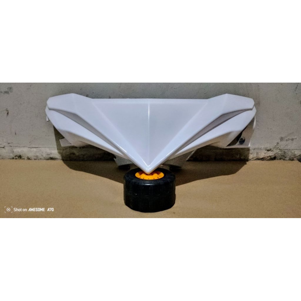 Batok depan yamaha mio m3 dan mio Z .Warna Putih mirip original