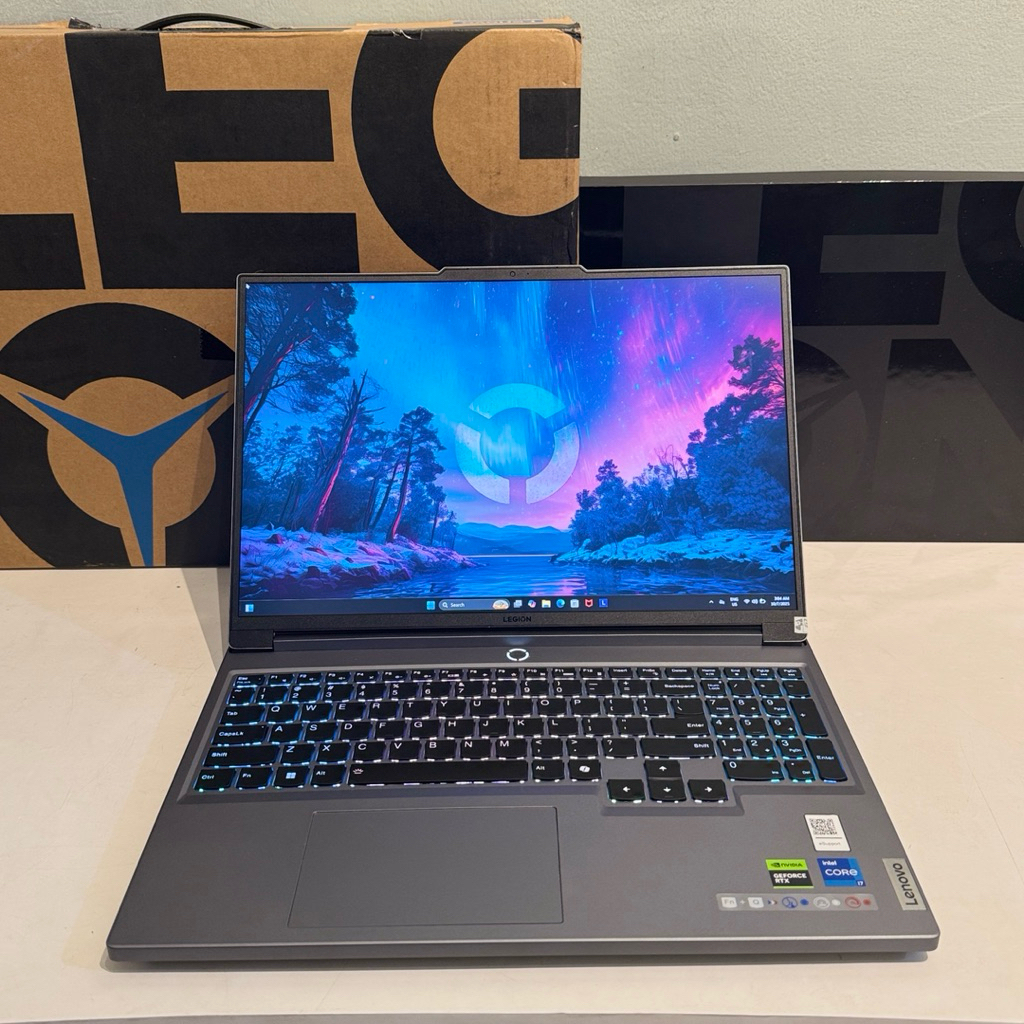 Laptop Gaming Legion 5 i7 14650HX RTX 4060 16GB/512SSD Garansi Panjang