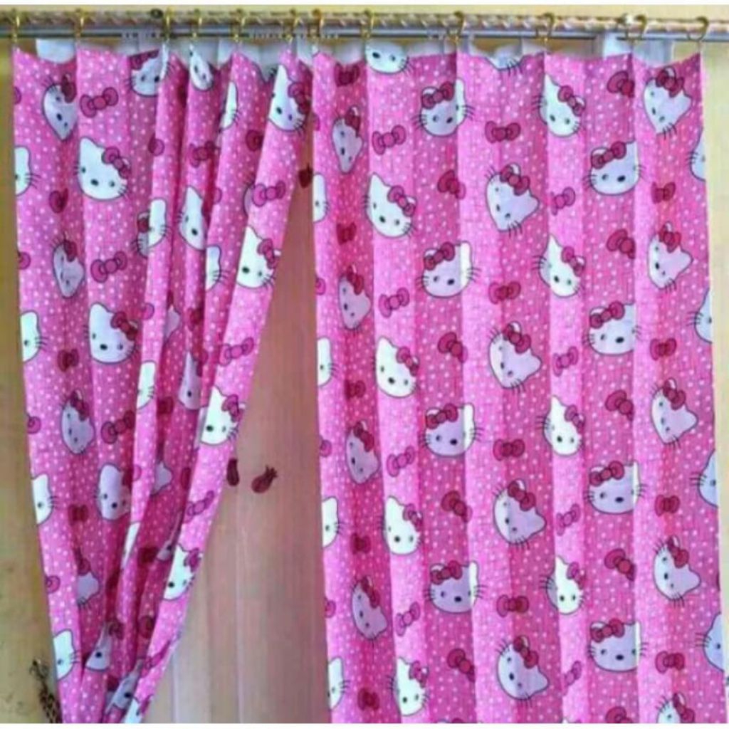 fya gorden , gorden jendela rumah./ gorden pintu kamar motif hello Kitty/gorden lucu