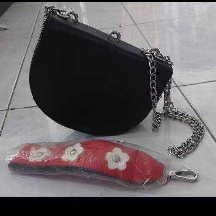 MINISO ORIGINAL COUNTER tas bahu sling bag setengah lingkaran selempang bonus hand strap NEW