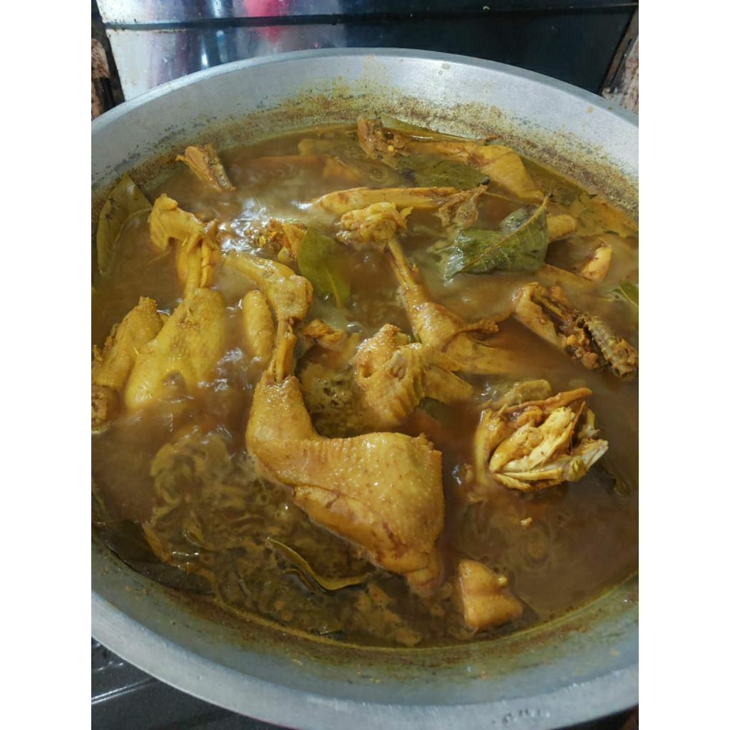 Ayam pejantan ungkep/potong