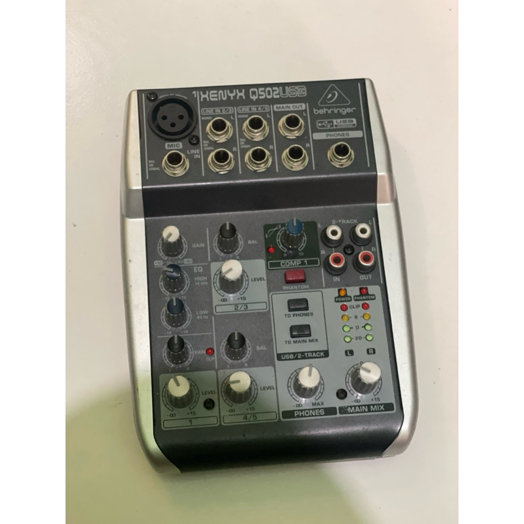 Mixer & Soundcard Behringer Xenyx Q502 USB