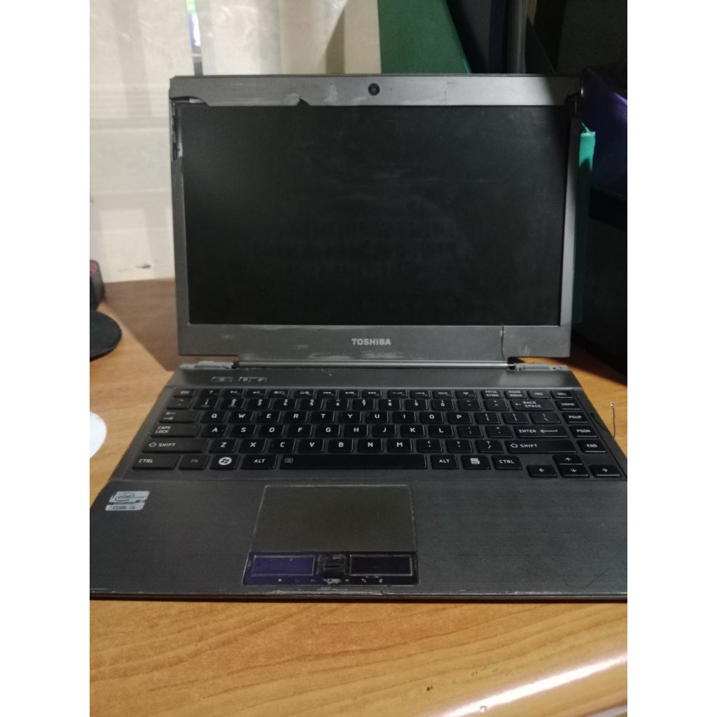 Jual Laptop Rusak Kondisi Mati TOSHIBA PORTEGE Z930
