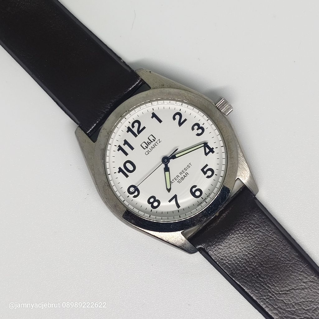 Jam Q&Q G566-304 Silver White Bekas