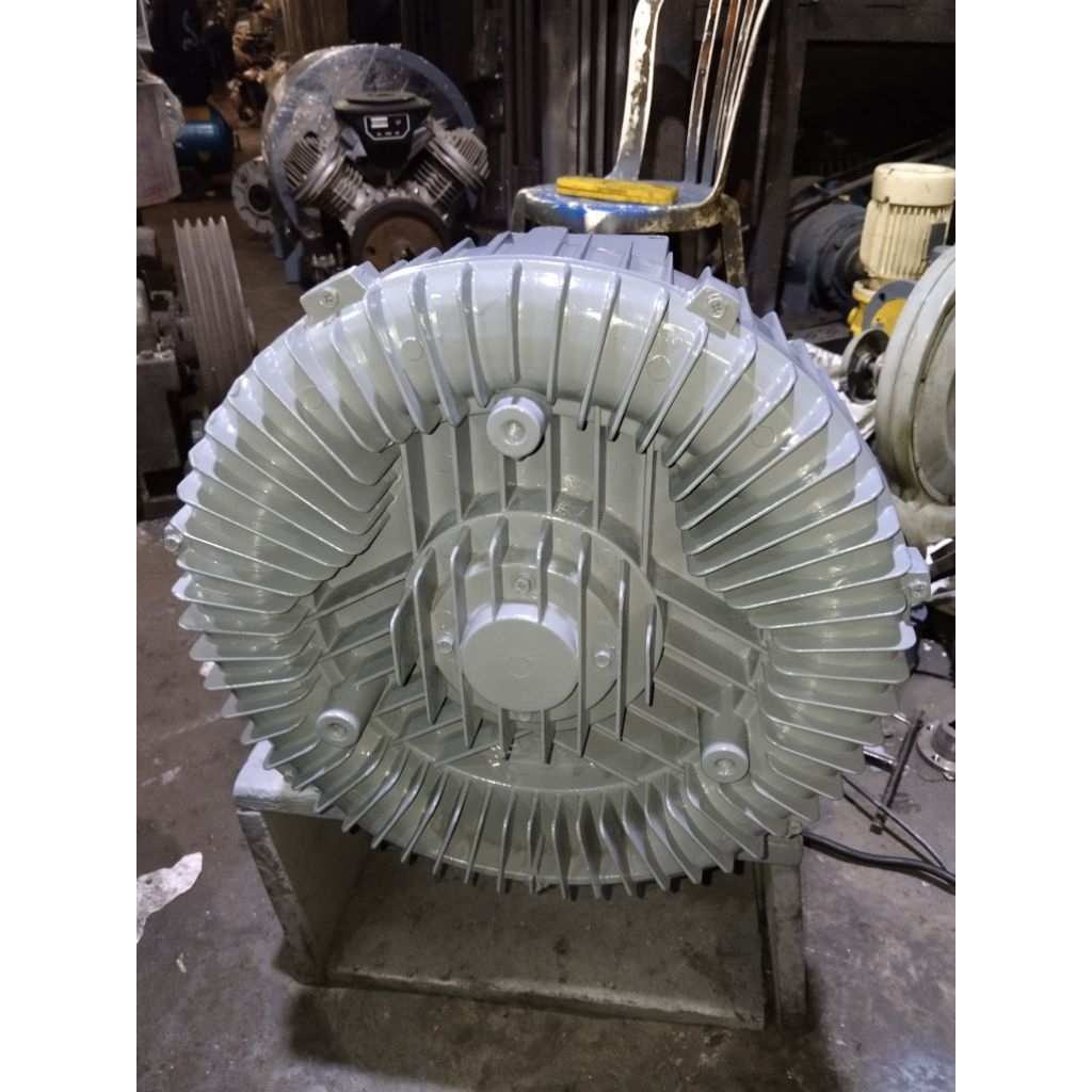 RingBlower 3 Phase 3 Hp /2, 2 Kw Rpm 2800