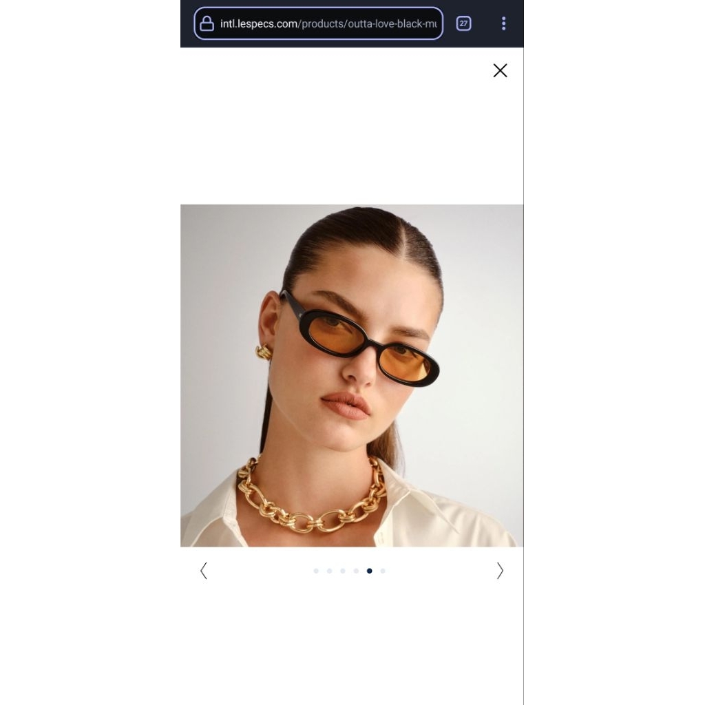 le specs outta love like new