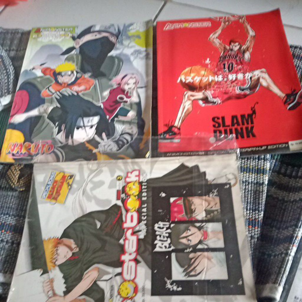 majalah animonster edisi poster