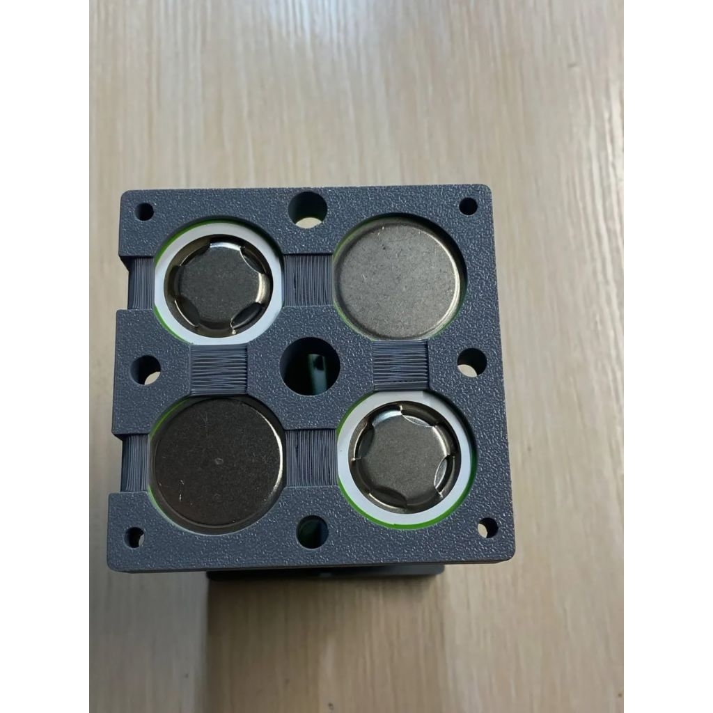 Holder batre lifepo4 32140