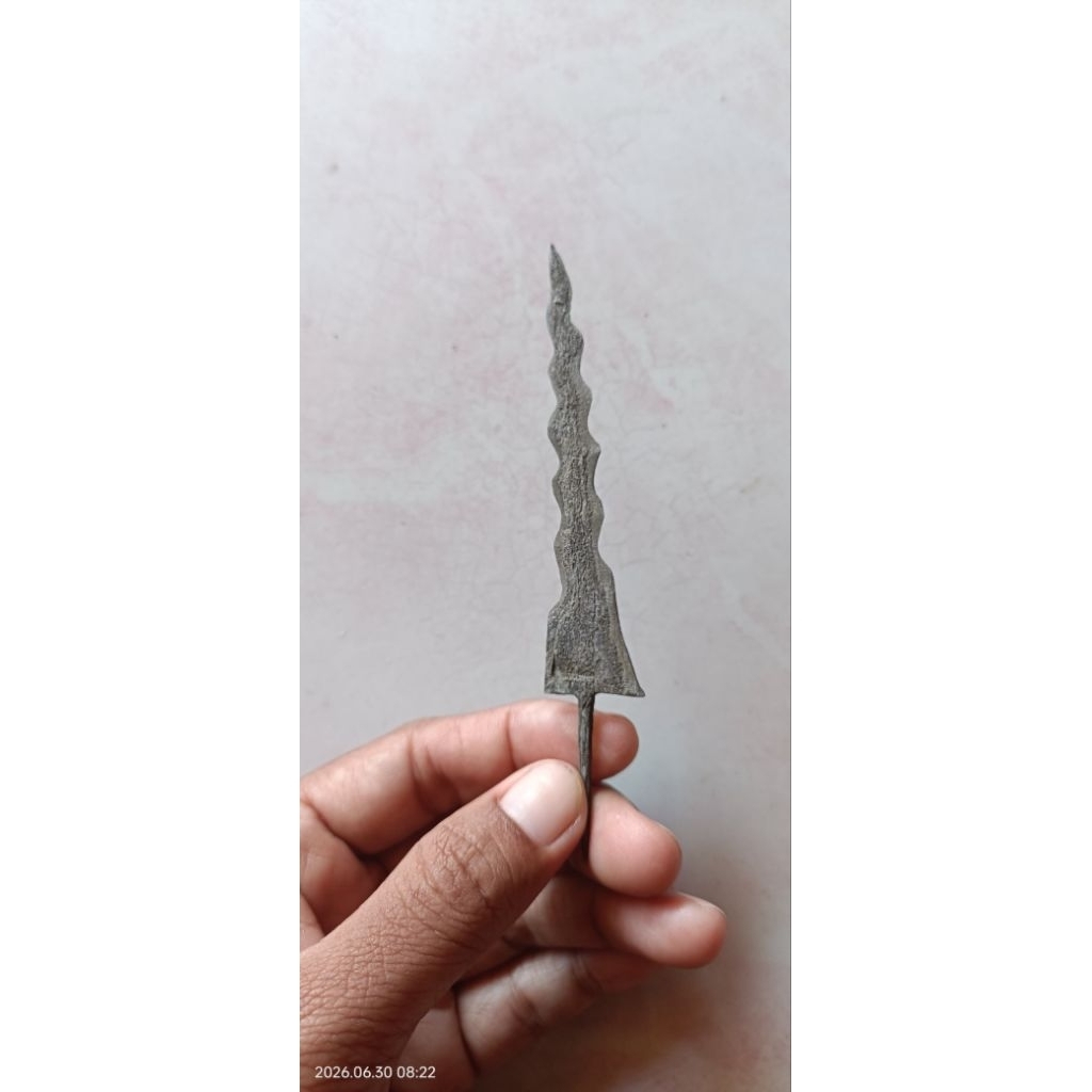 KERIS TEMPAHAN LUK 11