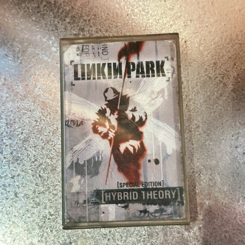 Linkin Park - Hybrid Theory Preloved Casette/ Kaset