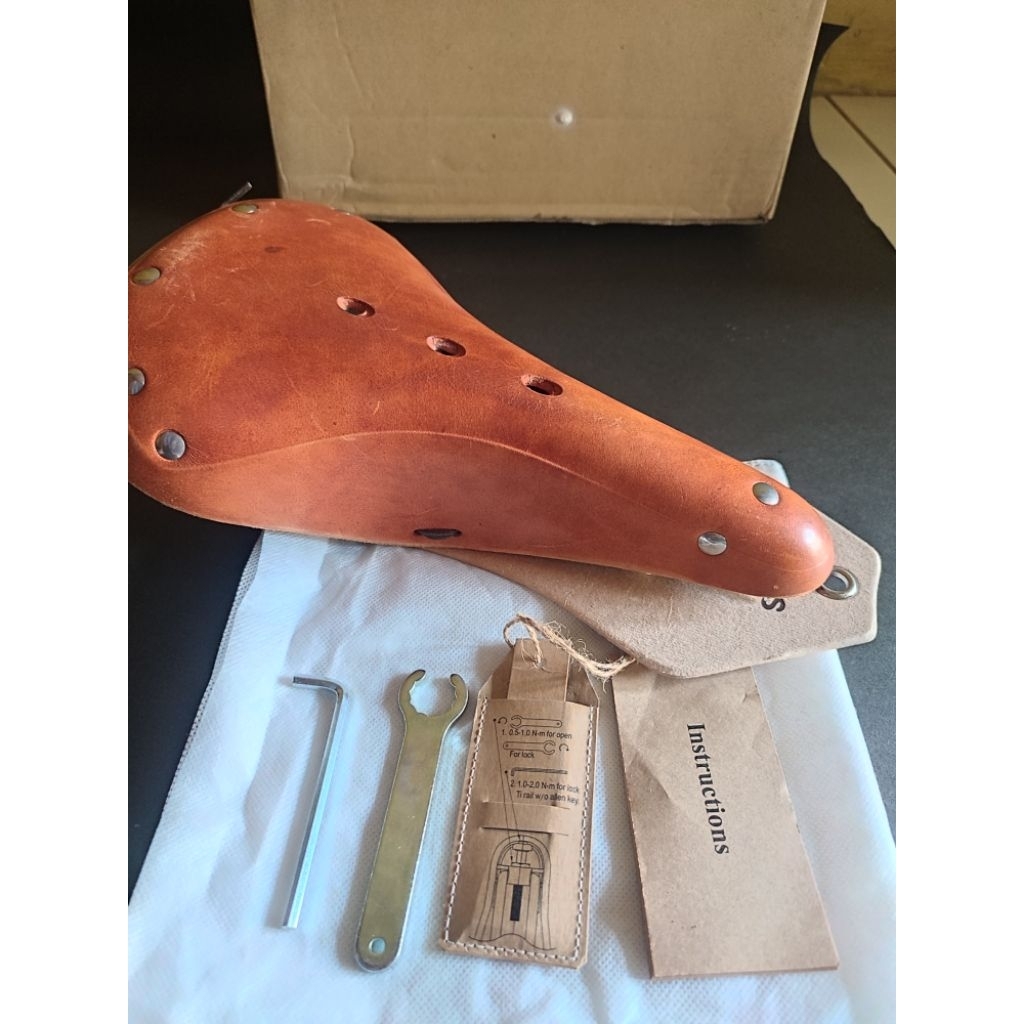 Saddle Kulit Gyes GS-17