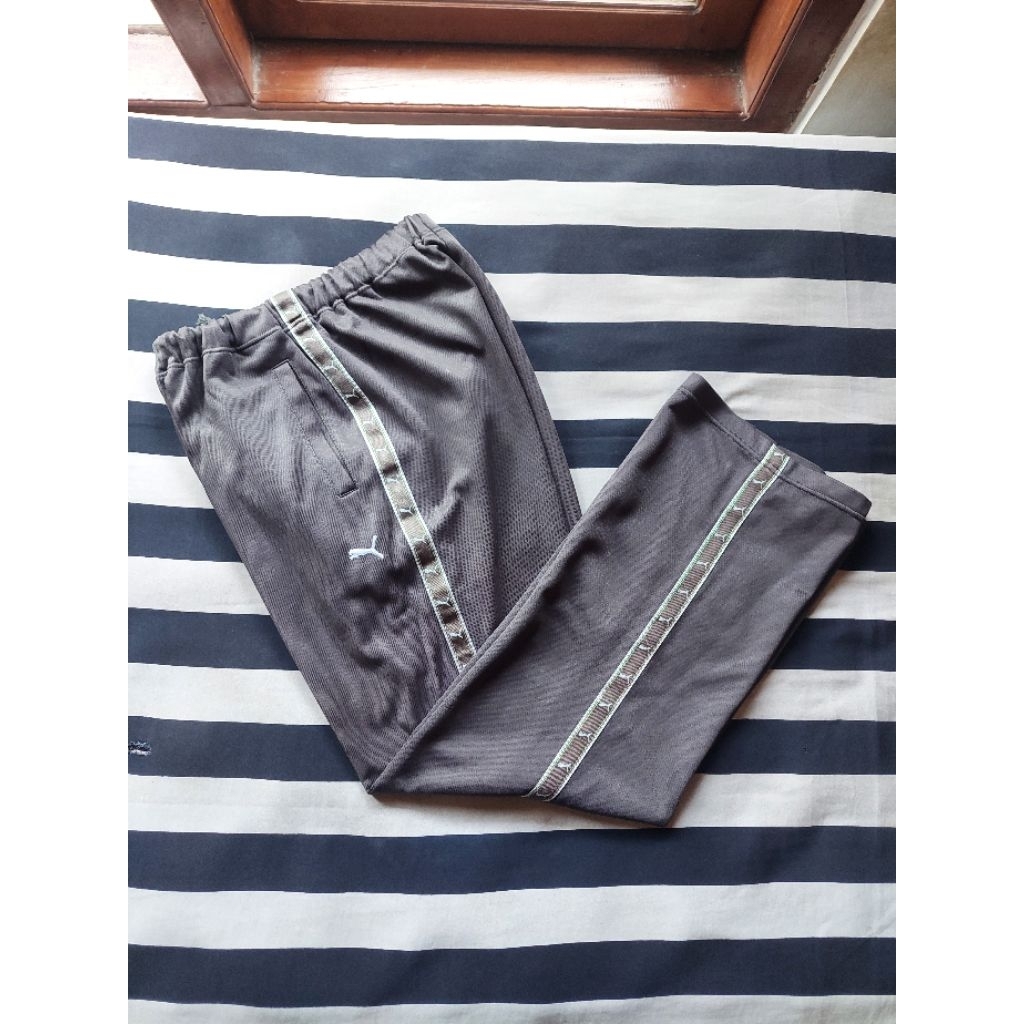 Celana PUMA casual second preloved