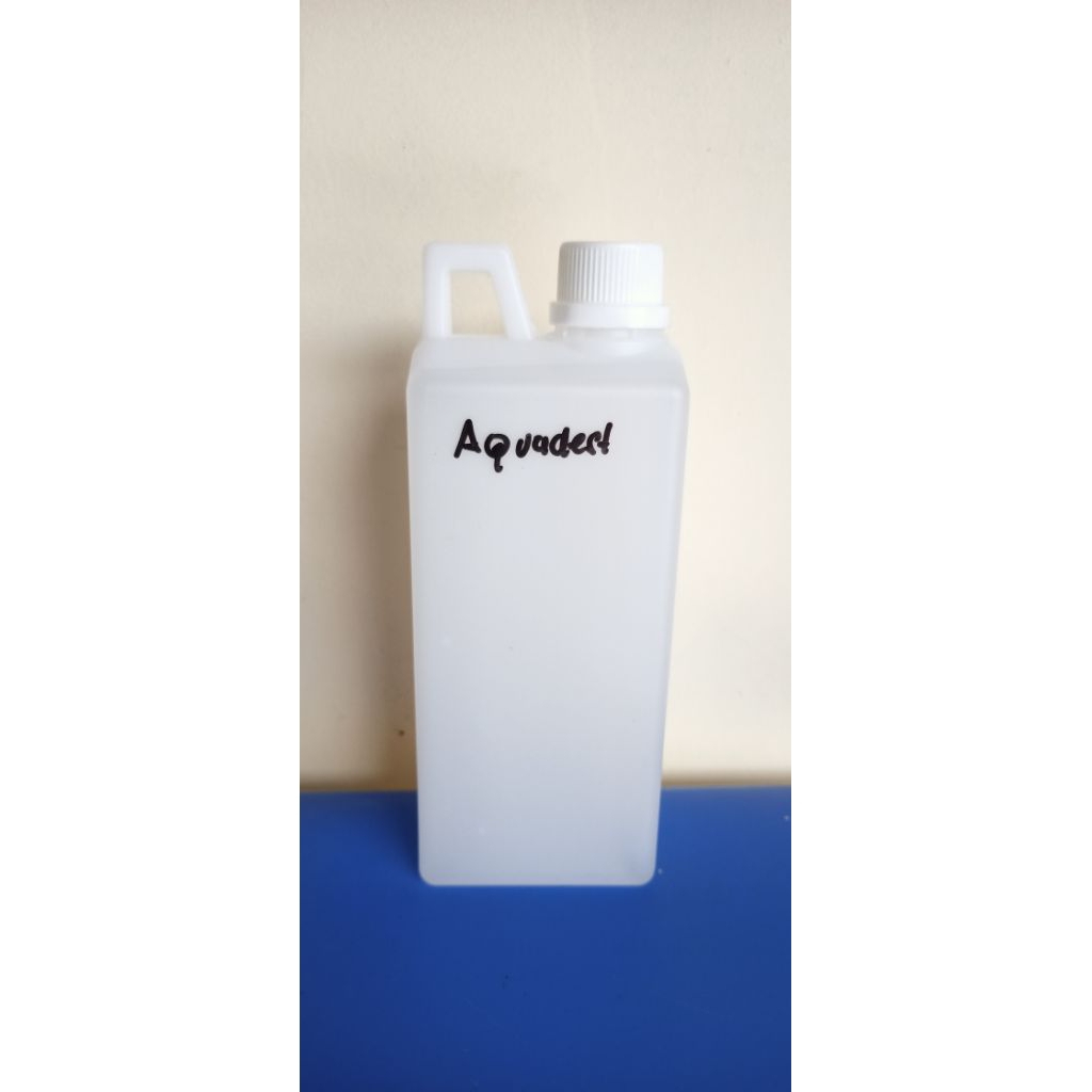 Aquadest 1 liter / Air Suling / Air Destilasi