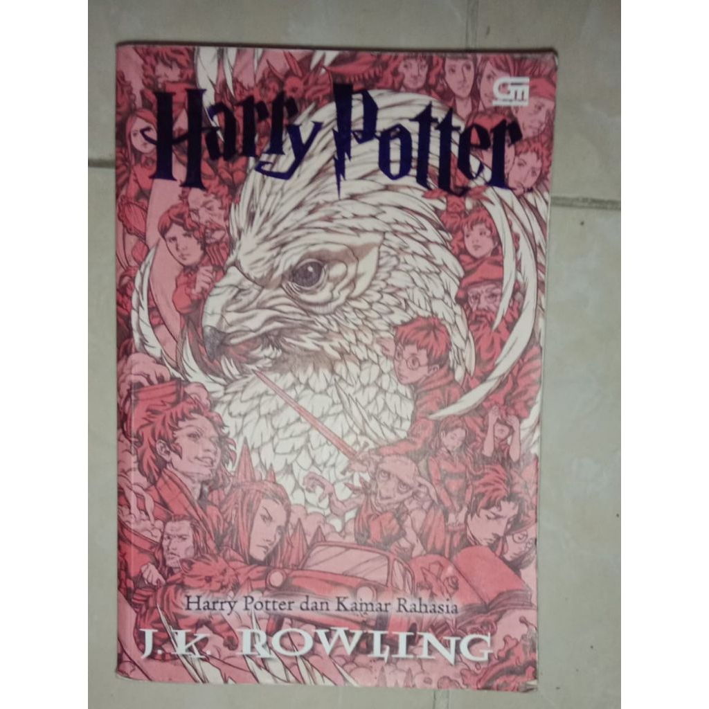 Preloved Novel Harry Potter