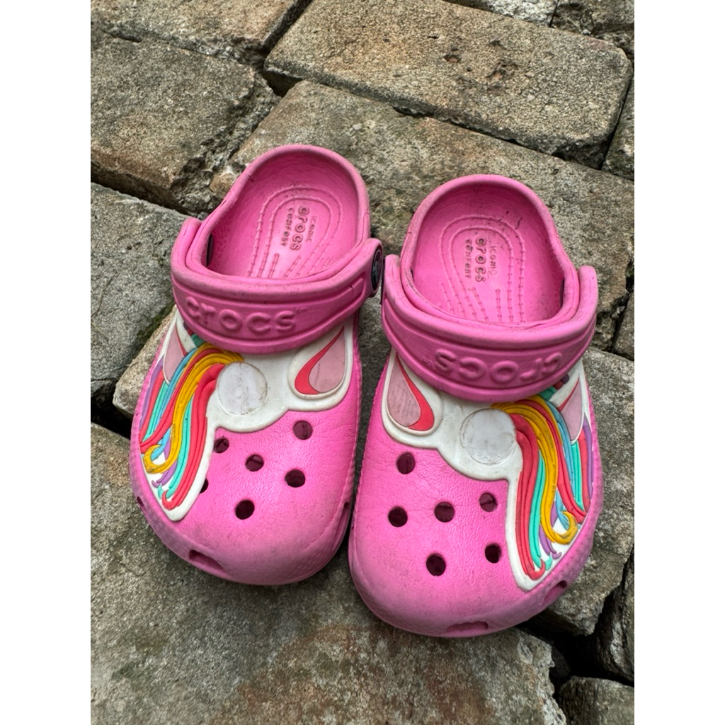 Crocs Kids Pink Unicorn – Preloved