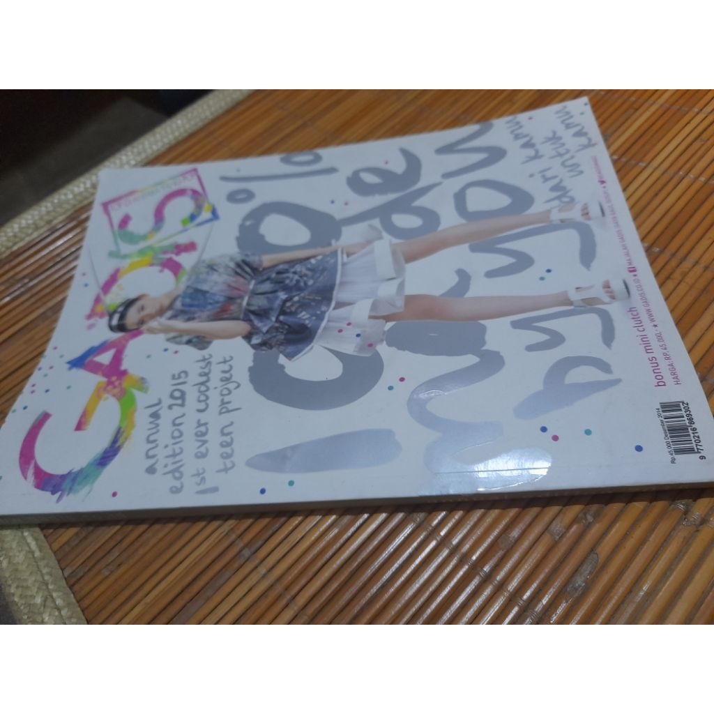 Majalah Gadis Annual 2015