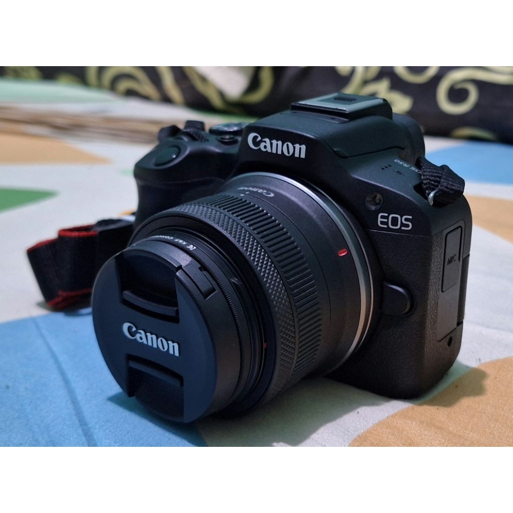 Canon EOS R50 Second