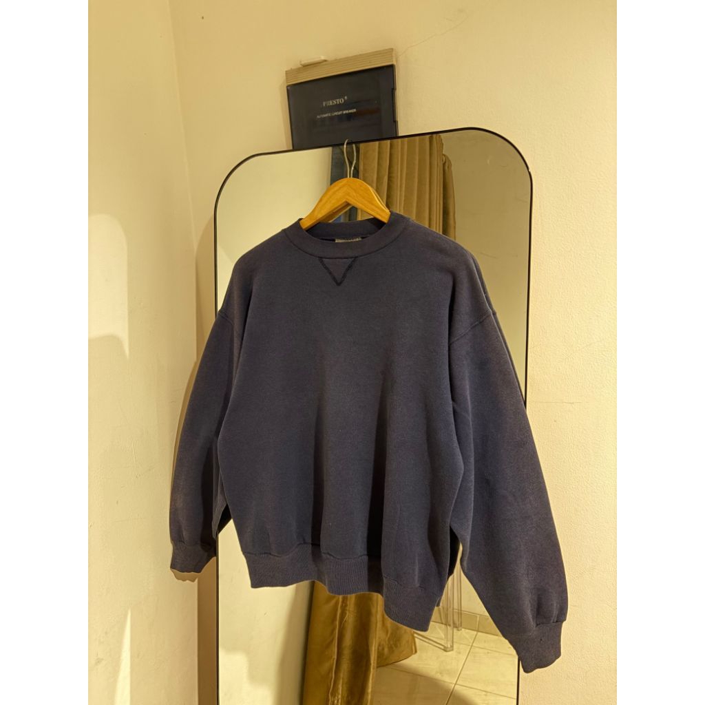 Vintage hanes sweatshirt faded