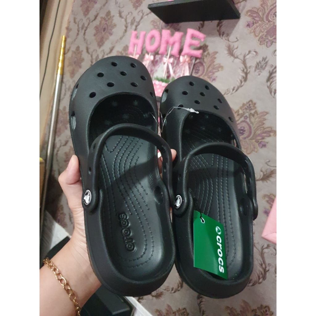 sepatu balet hitam karet