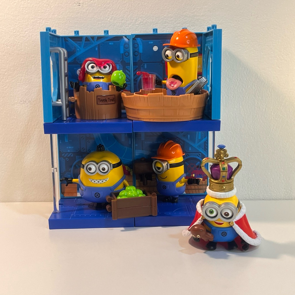 BLOKEES MINION JELLY FACTORY AND KING BOB