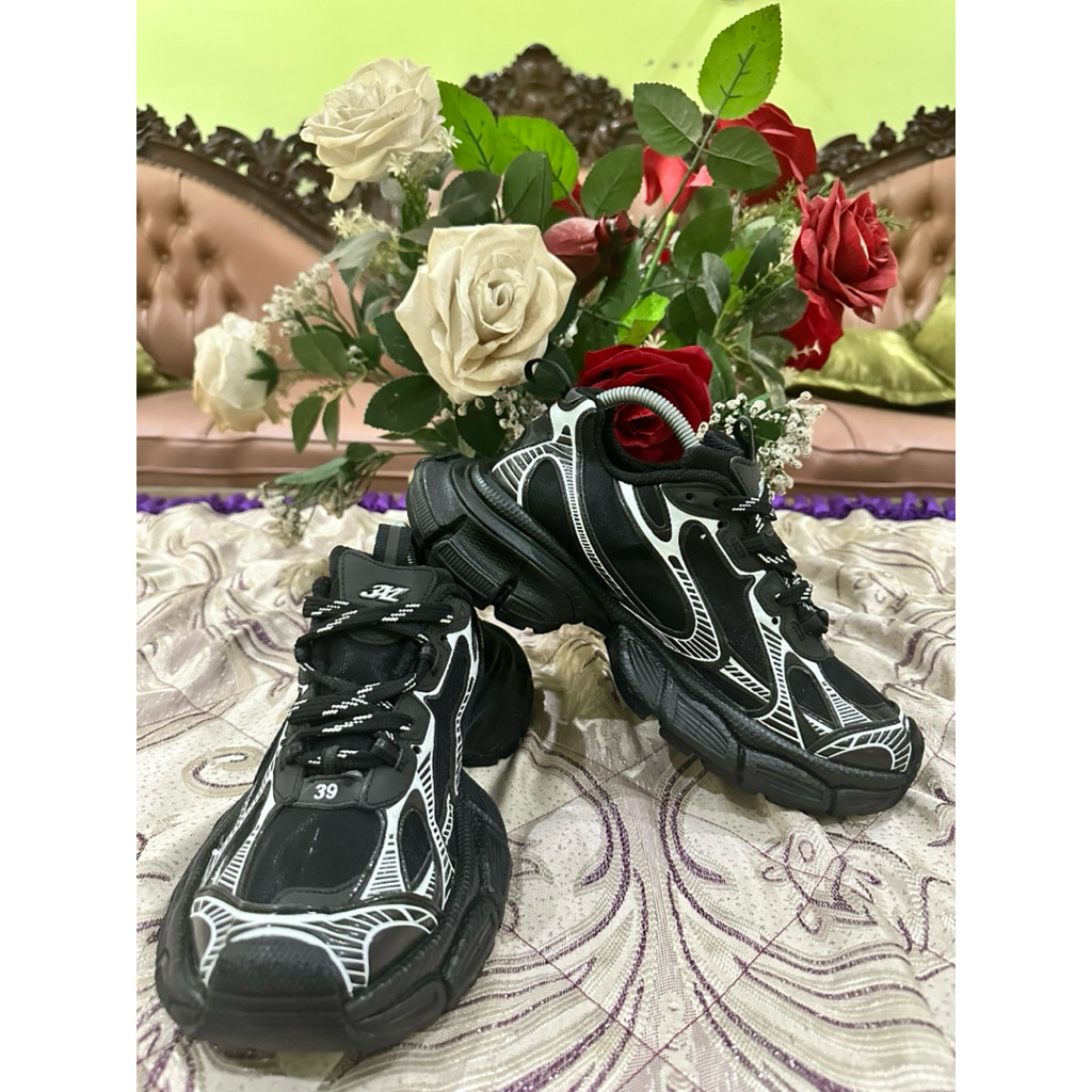 Balenciaga 3XL