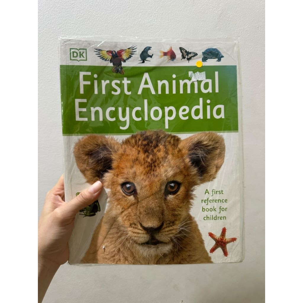 DK FIRST ANIMAL ENCYCLOPEDIA