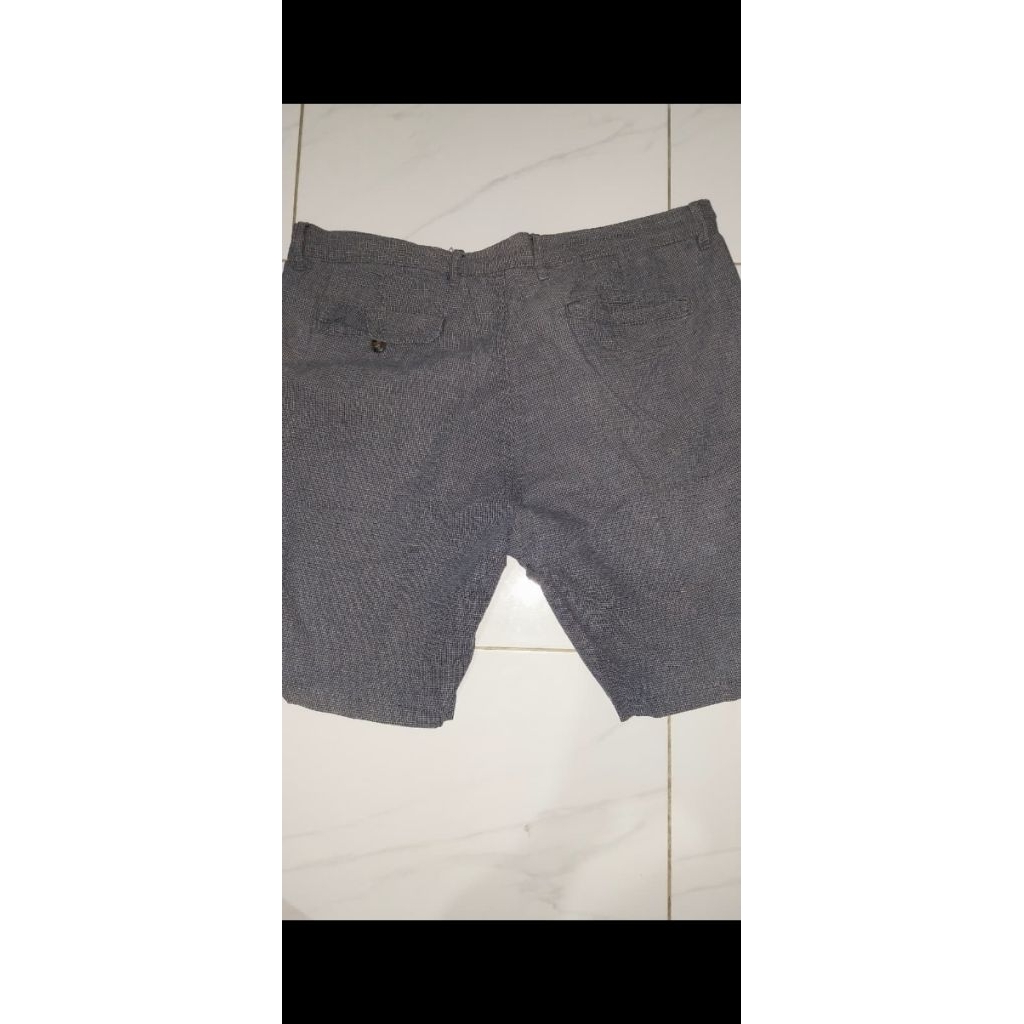 Celana Pendek Pria Pull&Bear