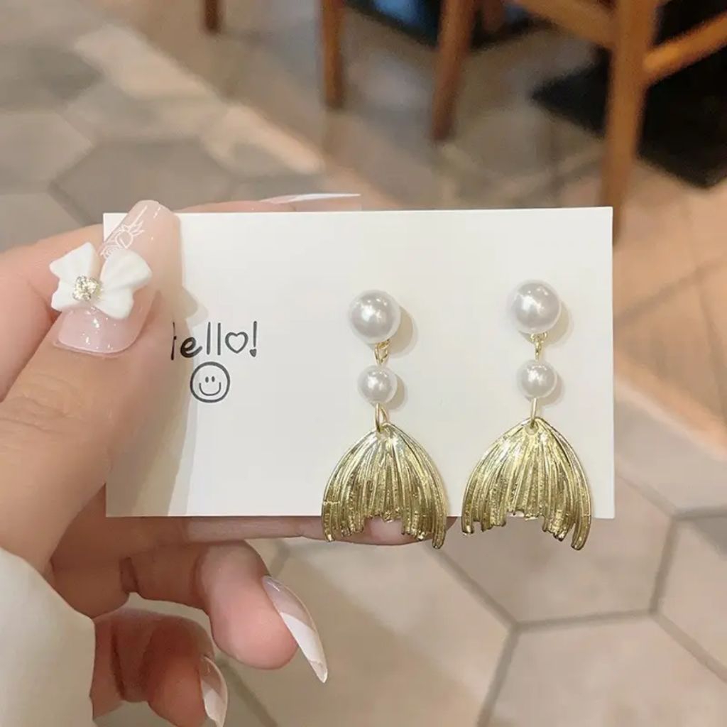 Mermaid Pearl Earrings / Ear Stud / Simple Earrings / Anting Mutiara / Anting Simpel / Anting Kondan