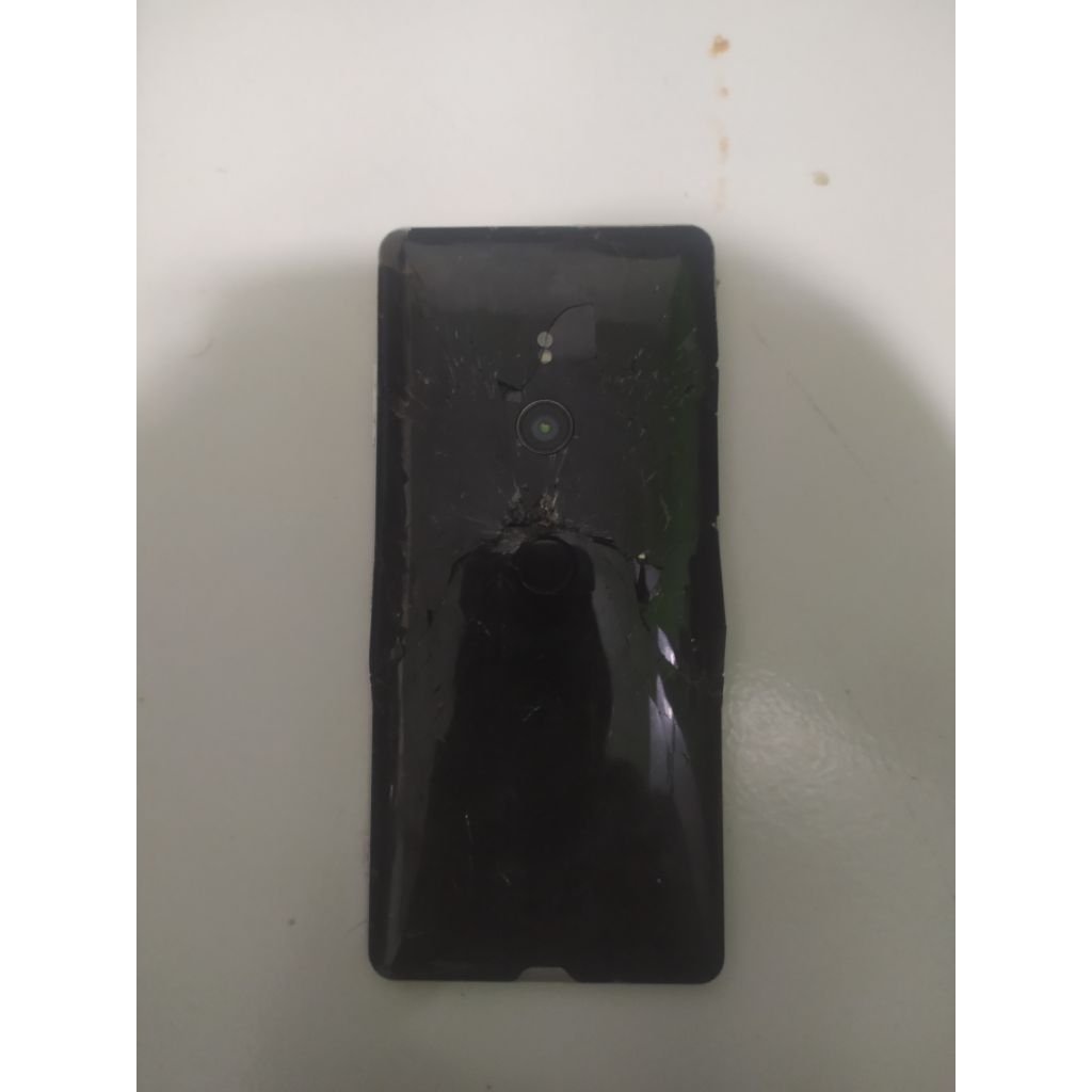 sony xz3 minus lcd