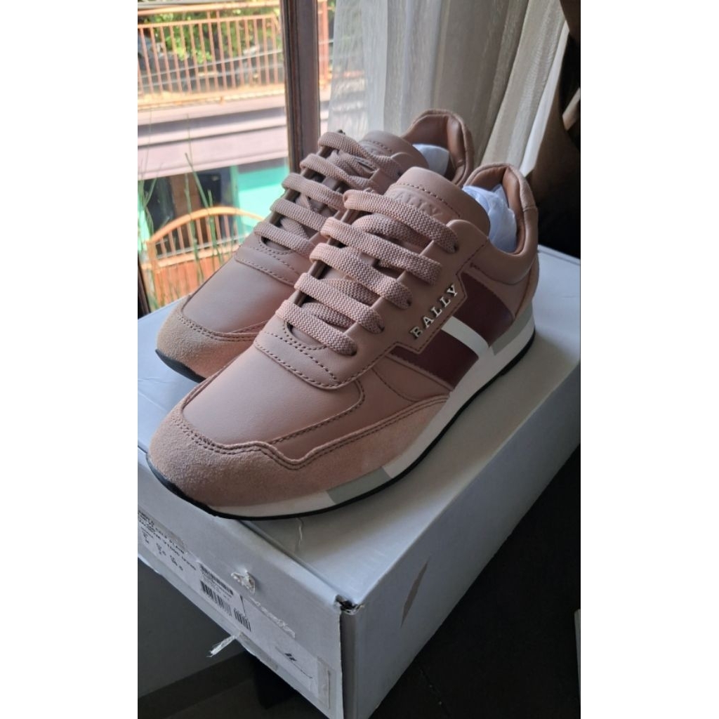 ​[AUTHENTIC] Sepatu Sneakers Mewah ORIGINAL Bally Flor 22 Calf Plain – Rose Beige