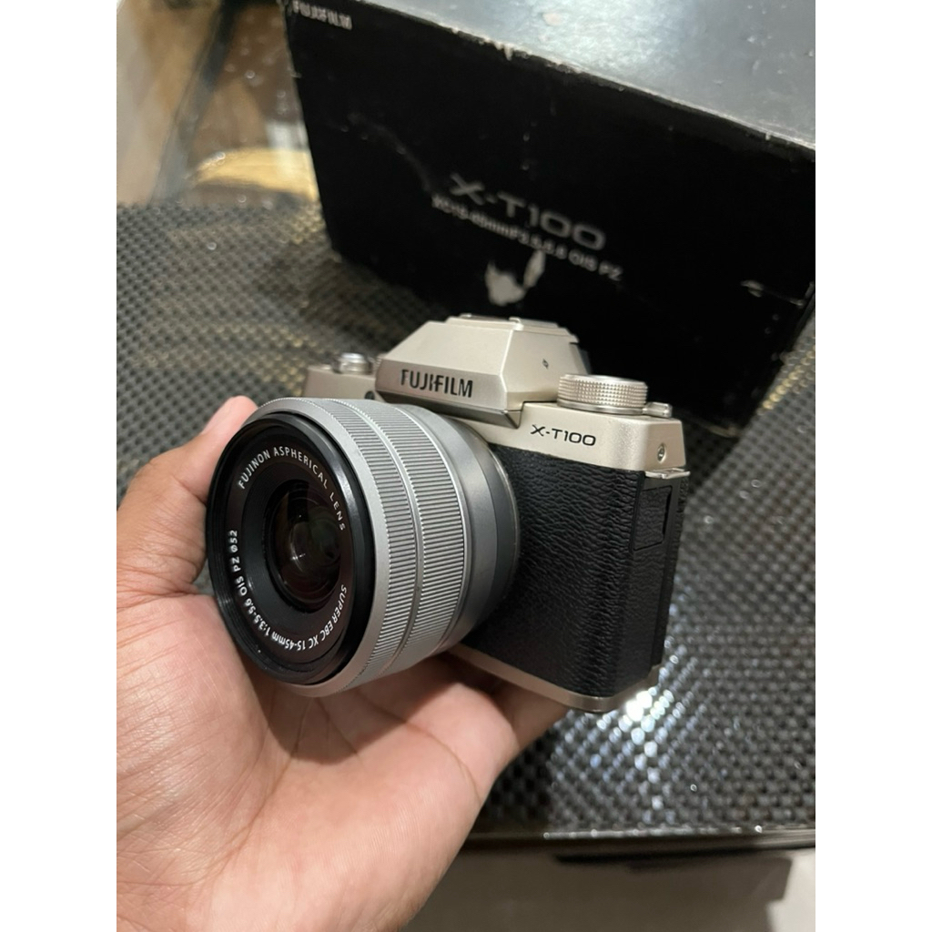 KAMERA MIRRORLESS FUJIFILM XT100 KIT XC 15-45mm ois