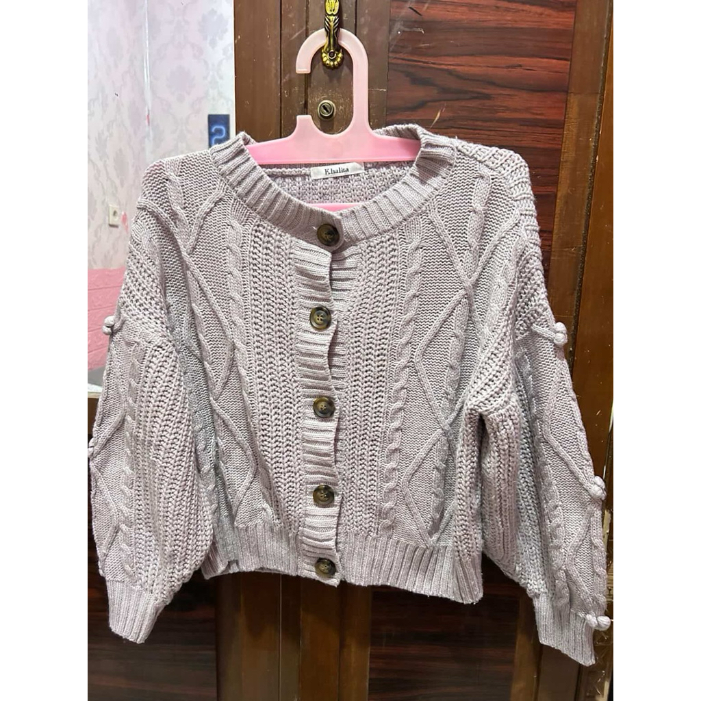 Cardigan rajut kepang crop lilac ungu soft