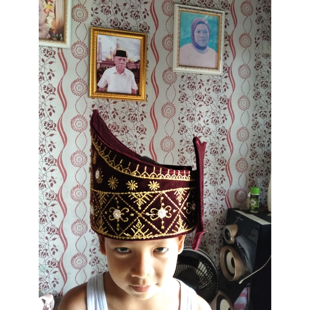 Topi Tanjak Pengantin Pria Adat Jambi