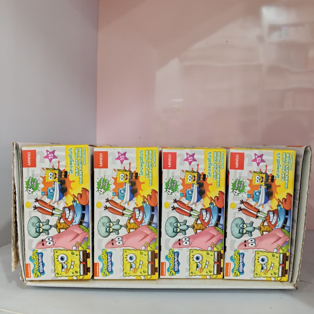 MINISO SPONGEBOB SQUAREPANTS PRODUCT-VEHICLE SET