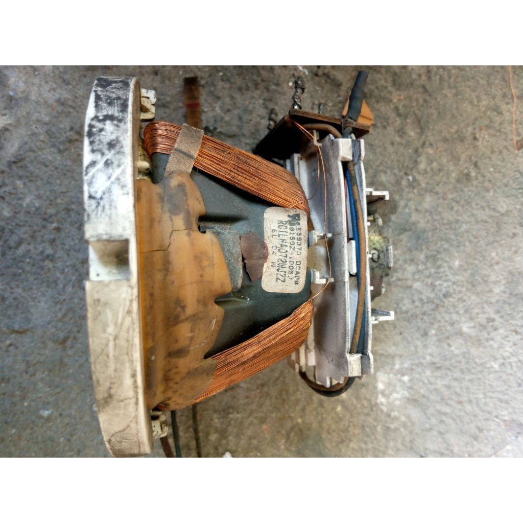 Yoke,konde tv tabung cembung 14inc merk sharp,normal.
