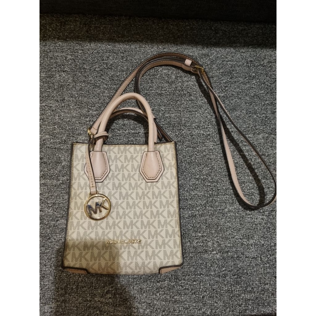 preloved MK sling bag