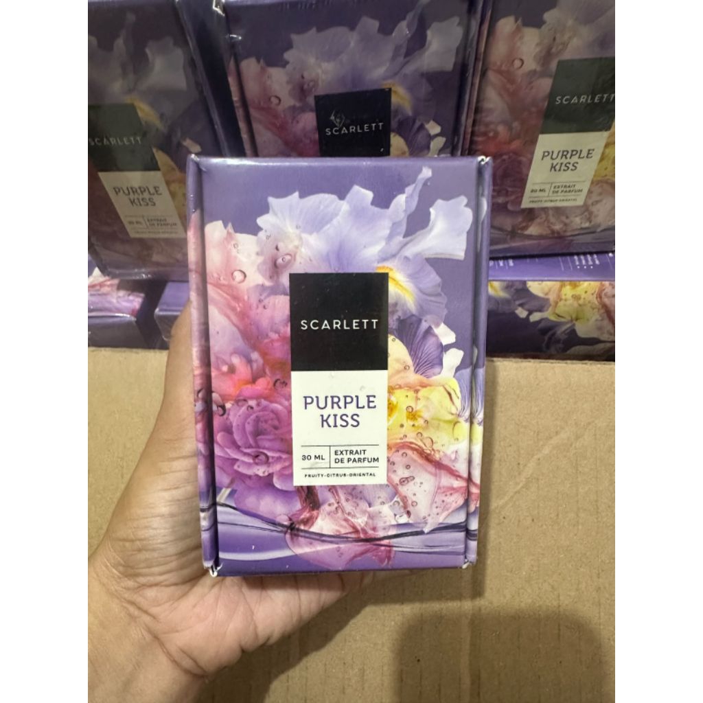 Scarlett parfum purple kiss