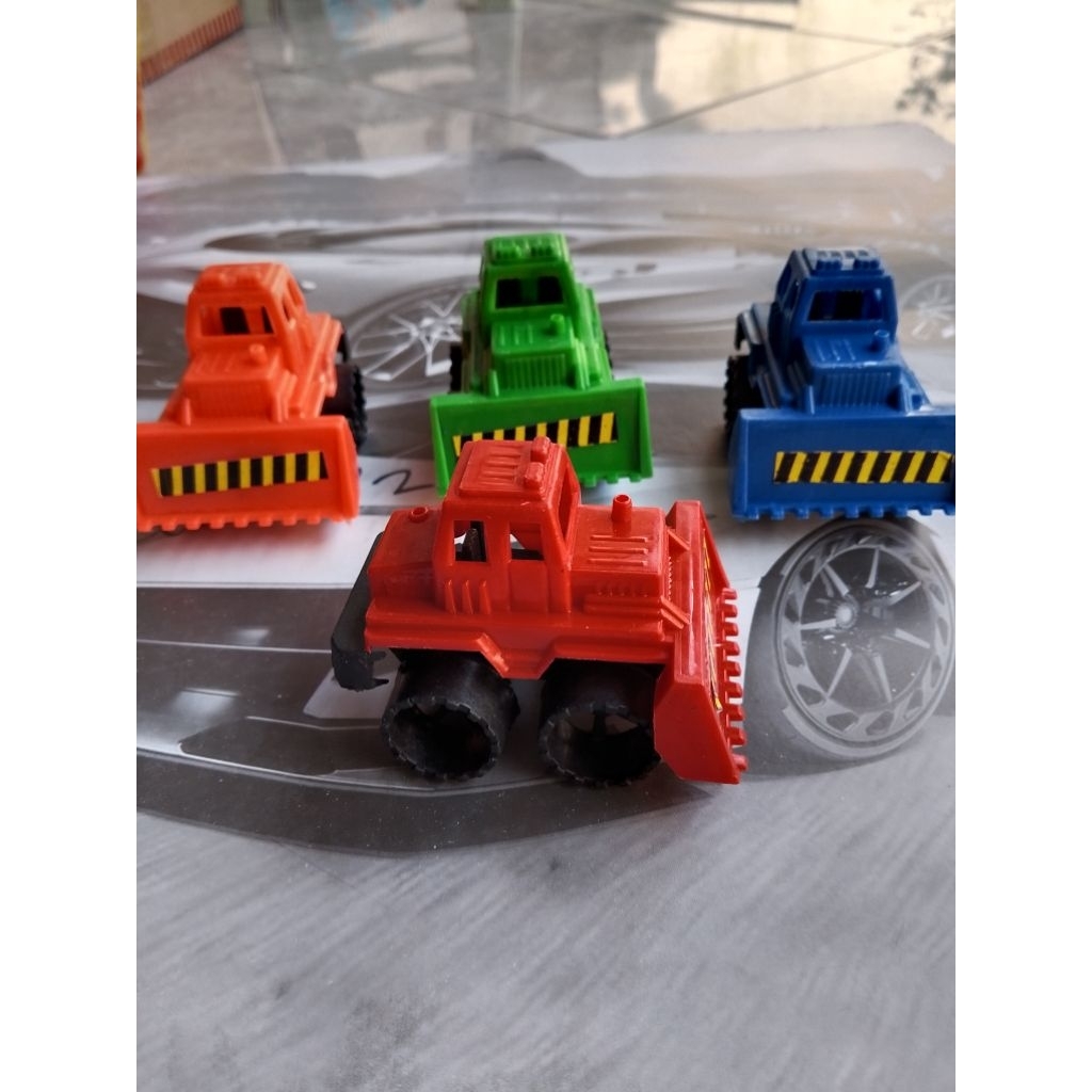 mainan mobil kontruksi anak kecil.. mainan mobil mobilan