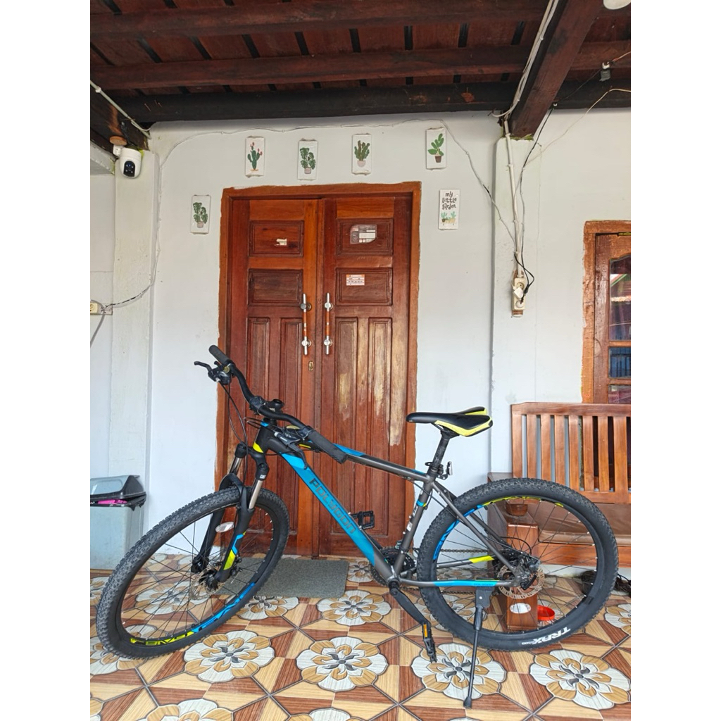 Sepeda Polygon Cascade 3 Second Like new