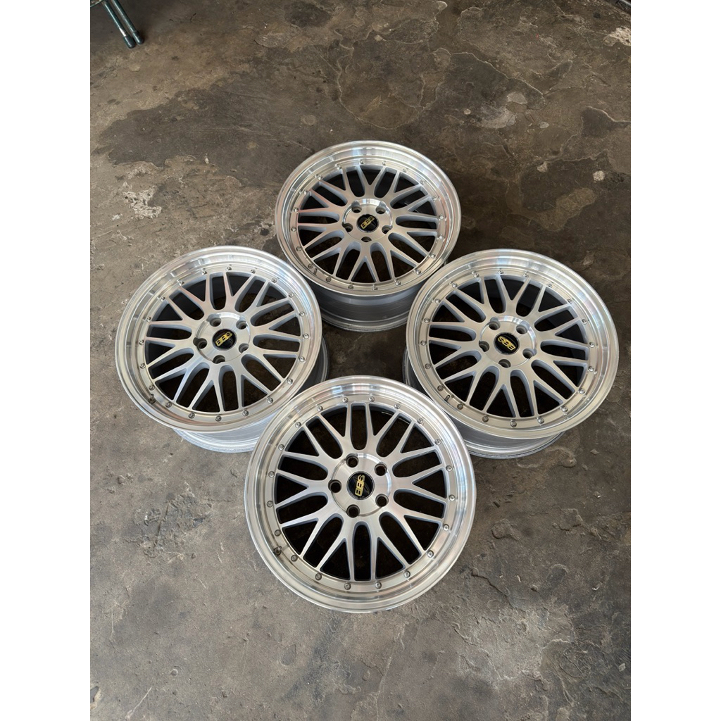 BBS LM HIGH POLISH R18x8 Et35 PCD 5x114 LIKE NEW