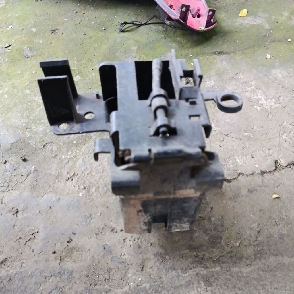box aki astrea 800