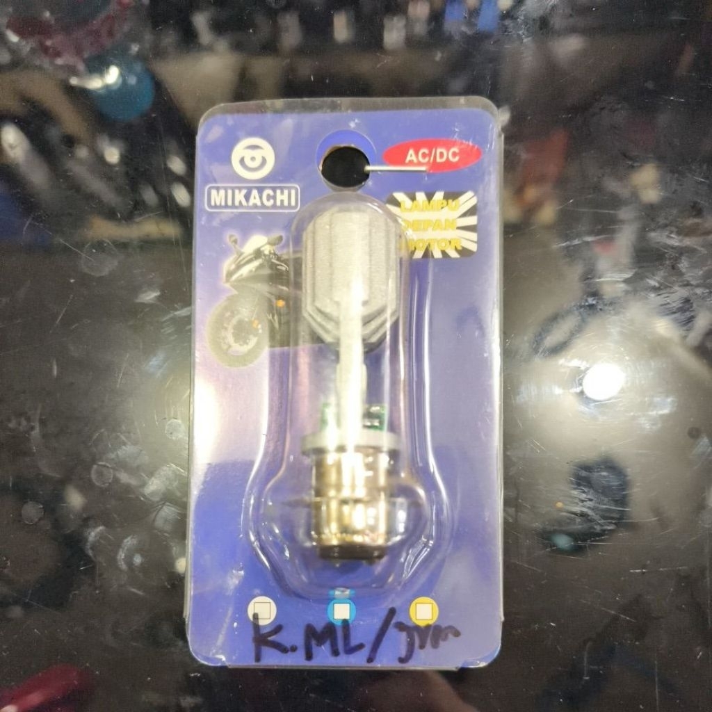 Lampu LED putih Mikachi