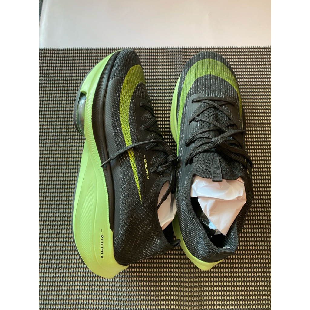 Sepatu Running ZoomX