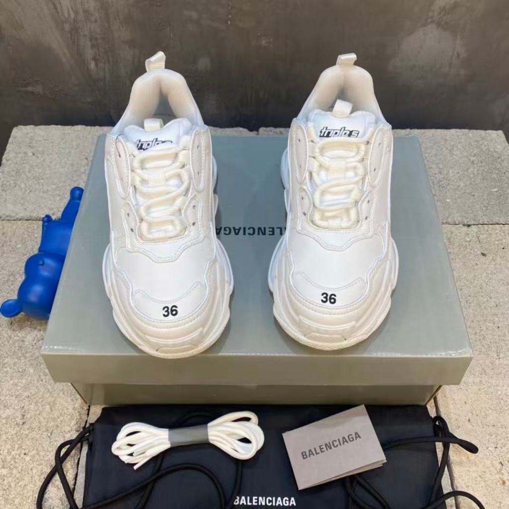 Balenciaga Balenciaga Triple S full printed logo retro low top dad shoes women's white